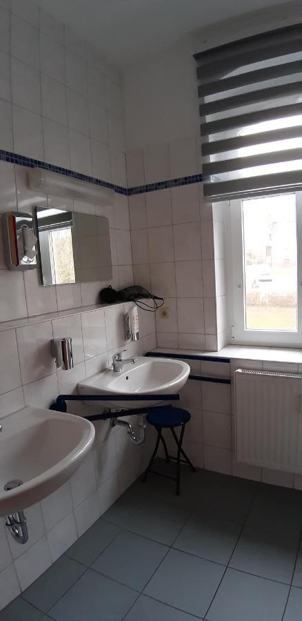 Gasthof Zum Alten Schulmeister Harra Bagian luar foto