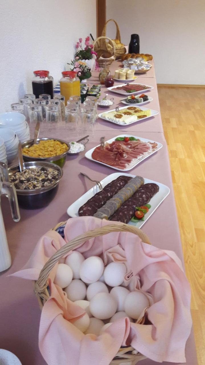 Gasthof Zum Alten Schulmeister Harra Bagian luar foto